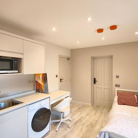 Hotel Morden Stratford Studio 1 Londres Exterior foto